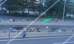 平湖爆料车祸事件最新,悲剧瞬间，生命无常，紧急救援展开